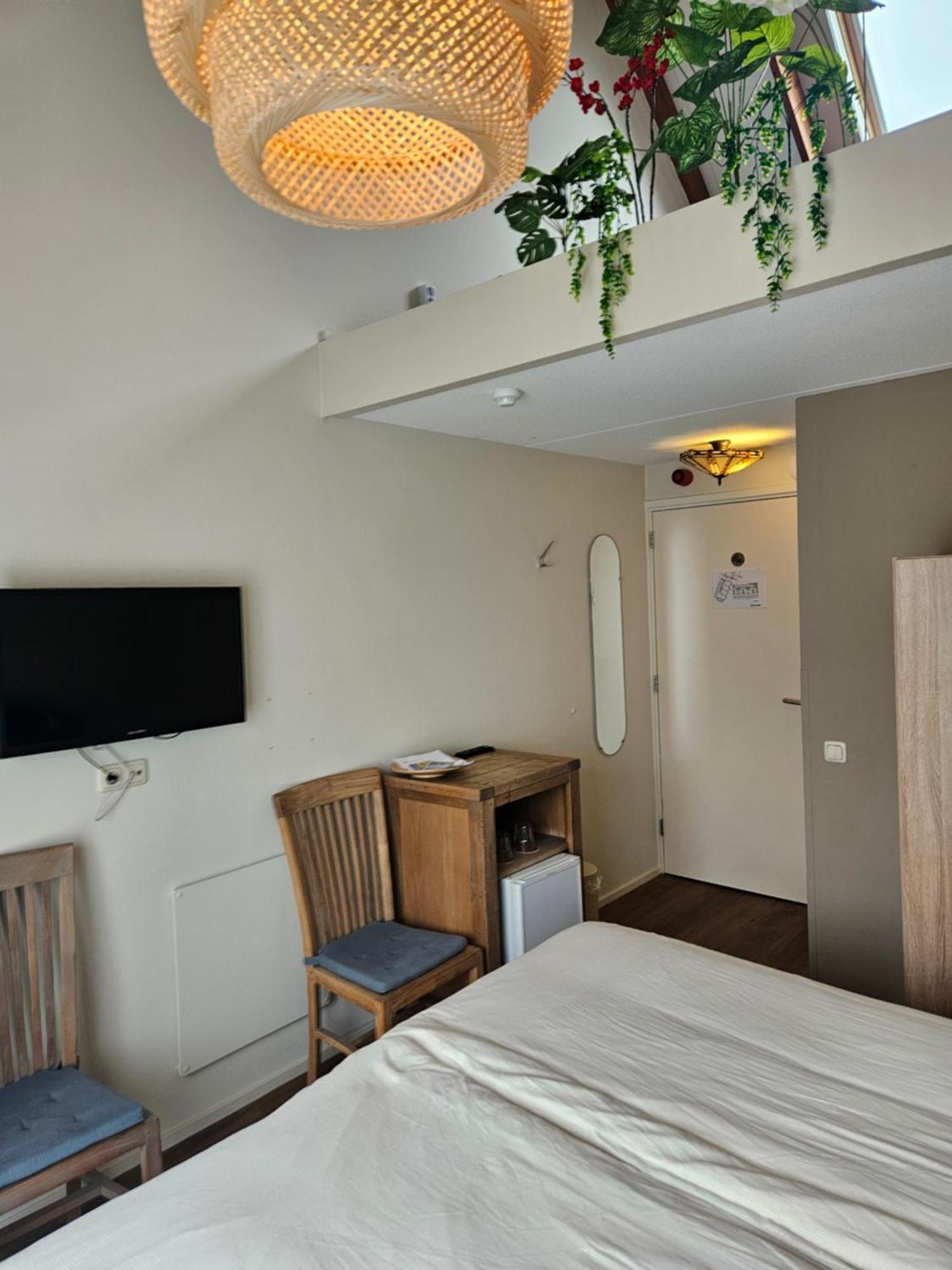Hotel Dolores Ameland